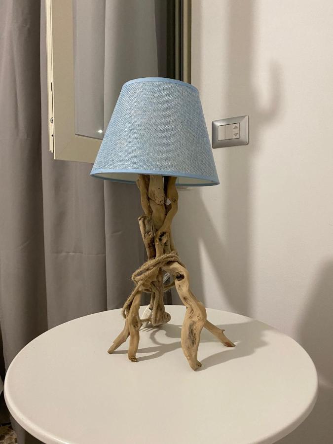Alloggio Ugo Foscolo モノーポリ エクステリア 写真